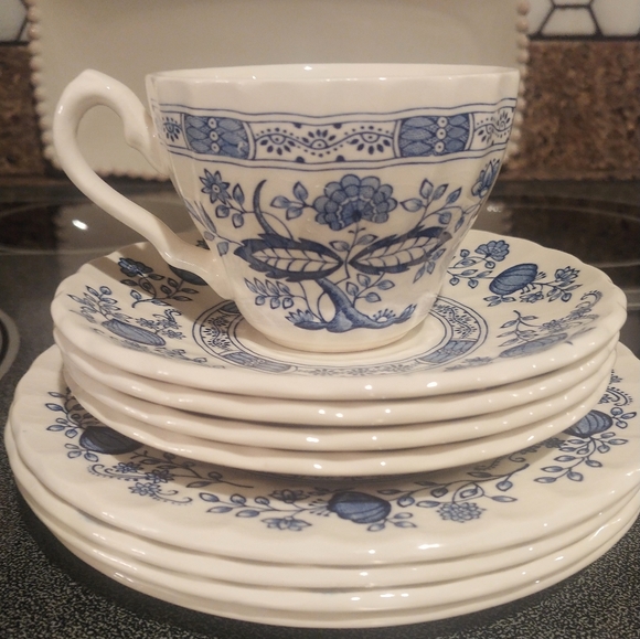 Myott Meakin tableware, vintage blue onion pattern - Picture 7 of 16